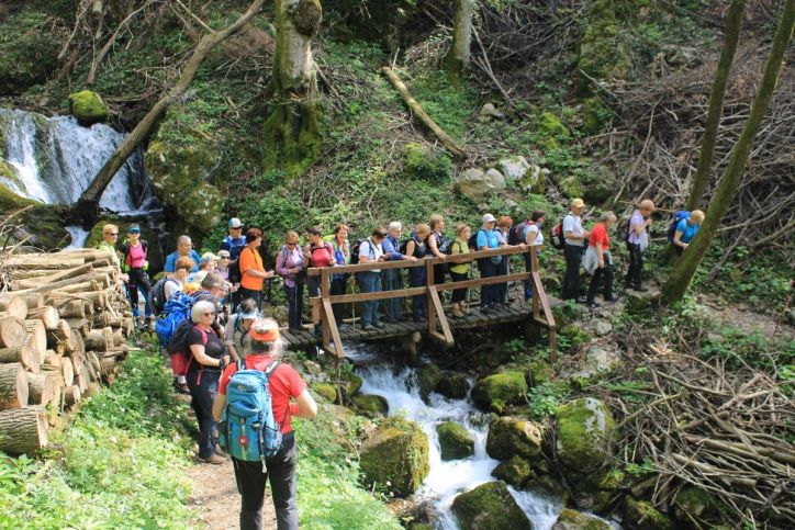 Grofova voda in slapovi Sopotnice